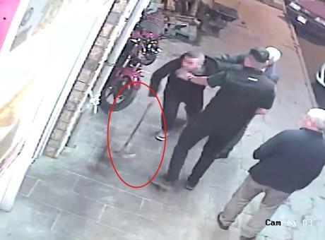 'Çek yıkandı' deyip fırını bastılar! 3 çocuk babası fırıncıyı ofisinde darbettiler