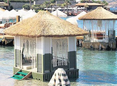 Çeşme’de localar 50 bin TL