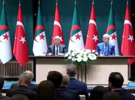 Cezayir Cumhurbaşkanı Ankara'da! Cumhurbaşkanı Erdoğan Cezayirli mevkidaşıyla açıklama yapıyor