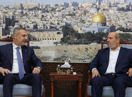 Dışişleri Bakanı Hakan Fidan'dan Hamas Siyasi Büro Üyesi Hayye'ye taziye ziyareti