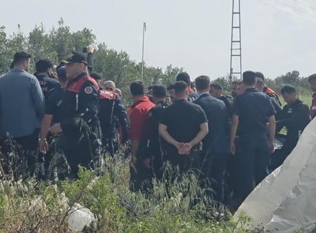 Hatay felaketi yaşadı! Asi Nehri taştı, yollar çöktü: 3 kişi hayatını kaybetti