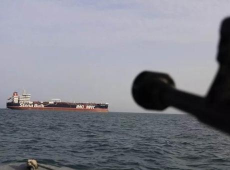 İran 'ABD gemisini vurduk' dedi, detaylar ortaya çıktı! 'Radarı açtığı anda hedef oldu'