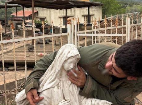 İsrailli askerler bu kez de Meryem Ana heykelini tahrip etti! 'Ordu değerlerinden saptı'