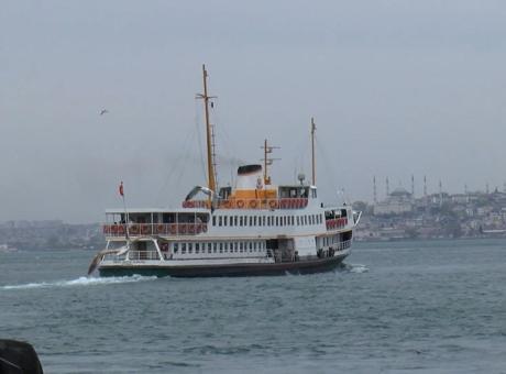 Kadıköy-Beşiktaş vapurunda esrarengiz olay: Çantası kaldı, kendisi ortadan kayboldu