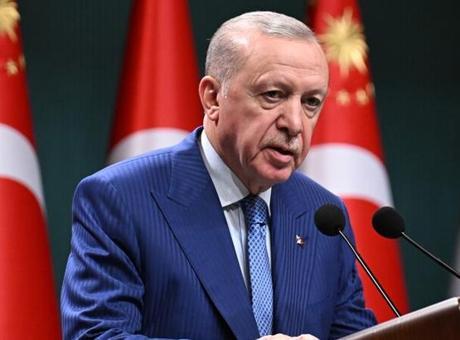 Liderlerden duygusal Anneler Günü mesajları