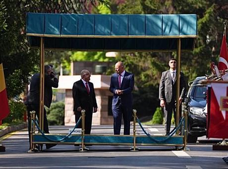 Milli Savunma Bakanı Güler, Belçikalı mevkidaşı Francken ile görüştü