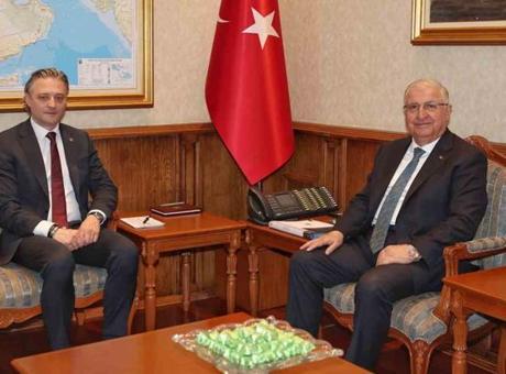 Milli Savunma Bakanı Güler, Polonya Devlet Bakanı Grodecki ile görüştü