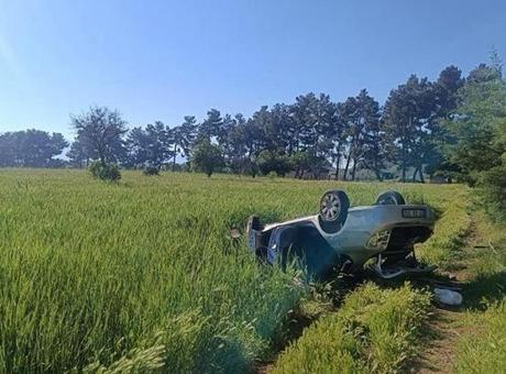 Yürek yakan olay! Köpeğe çarpmamak için direksiyonu kırdı, 6 yaşındaki kızı öldü